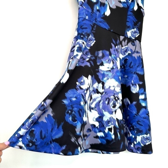 Cynthia Rowley fit &  flare dress with crew neckline and cap sleeves, midi - Picture 6 of 12